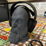 Kratos Head Headphone Stand – God of War Gaming Display